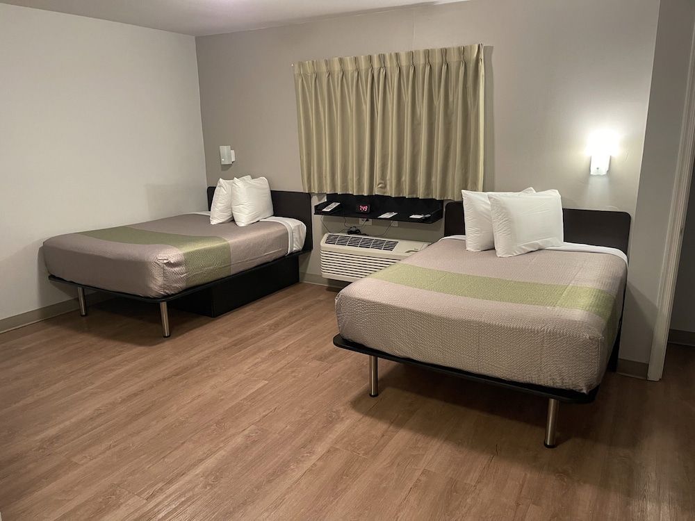 Studio 6 Extended Stay Richmond VA I 64 West - photo 6