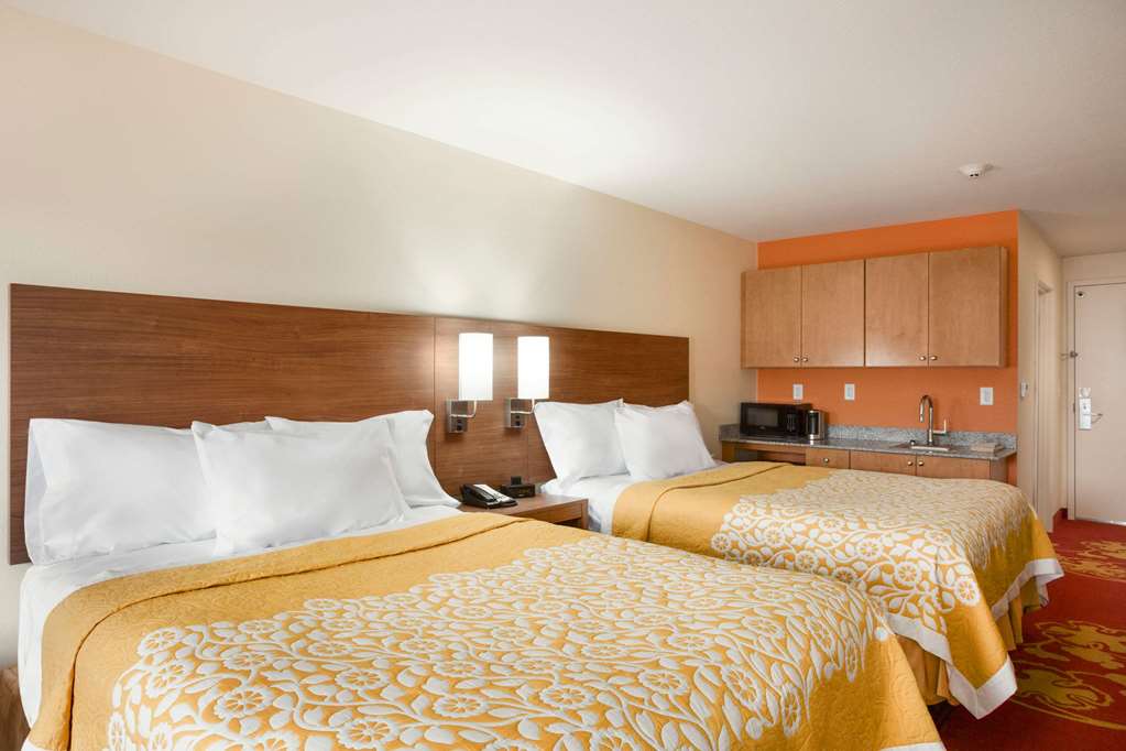 Days Inn & Suites by Wyndham Caldwell - photo 14