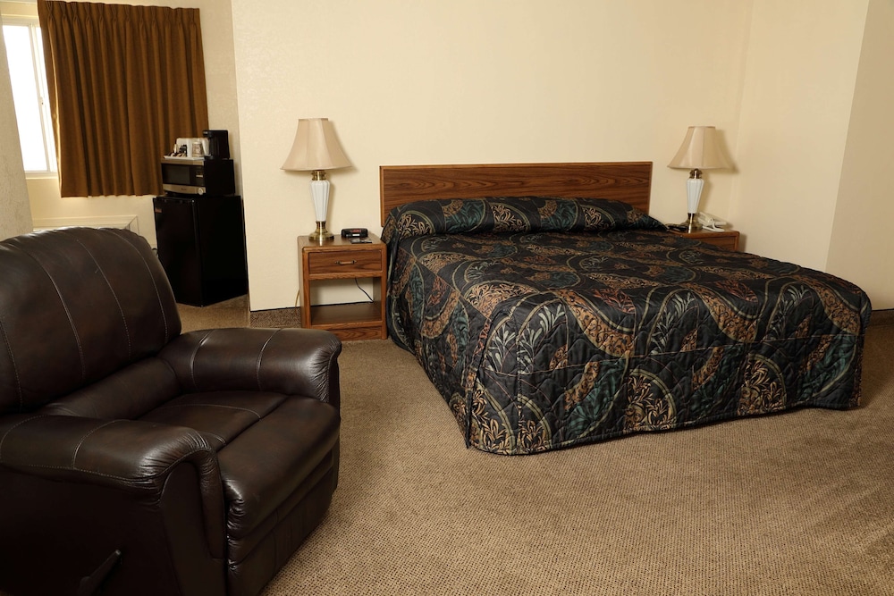 Northern Lights Inn Rugby - photo 10