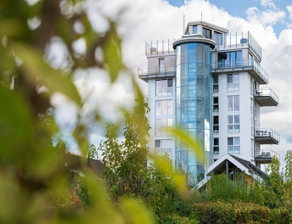 geschmackvoll eingerichtetes Appartement — 4-Star Luxury Hotel in Rechlin, Germany