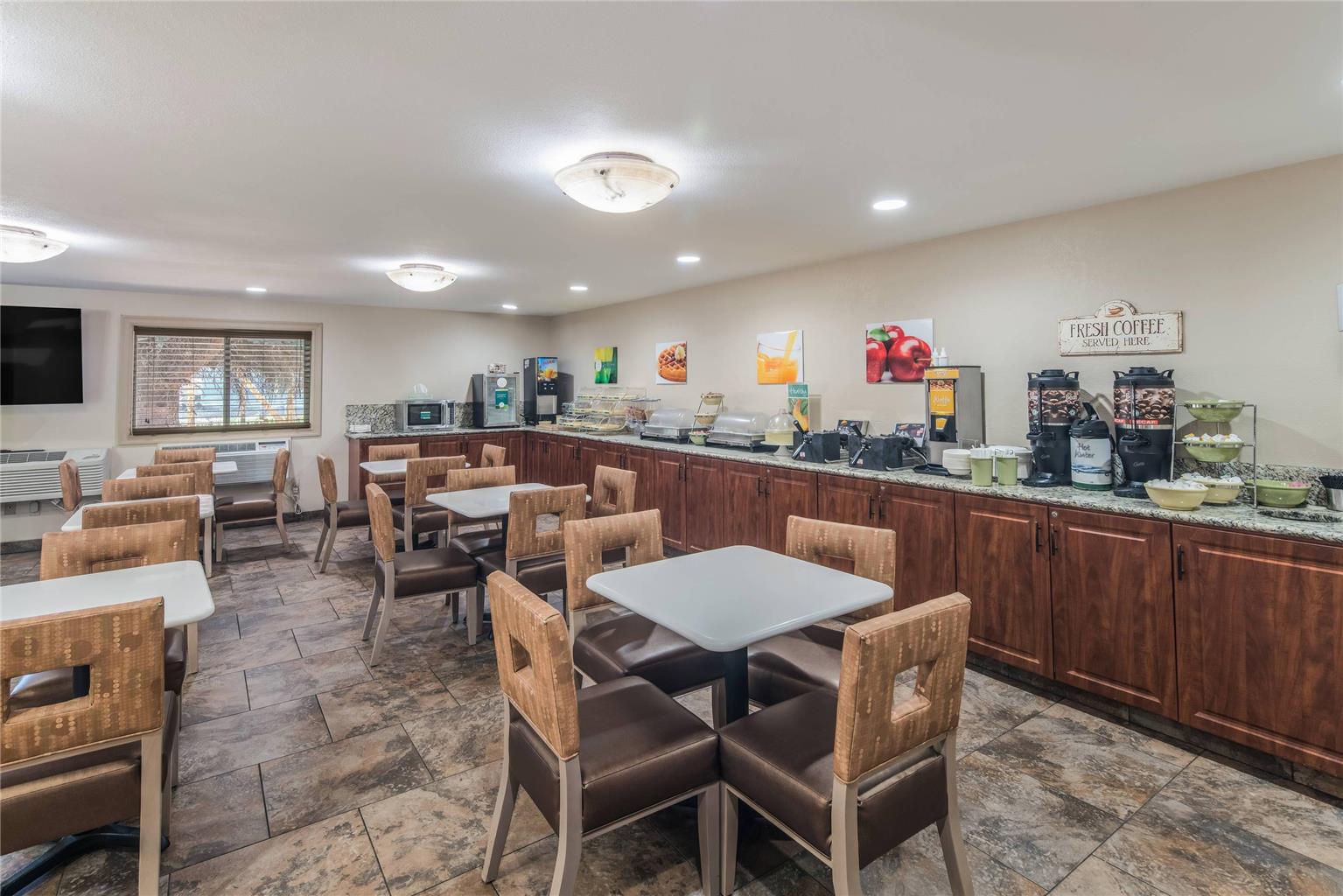 Quality Inn & Suites Downtown Walla Walla - photo 35