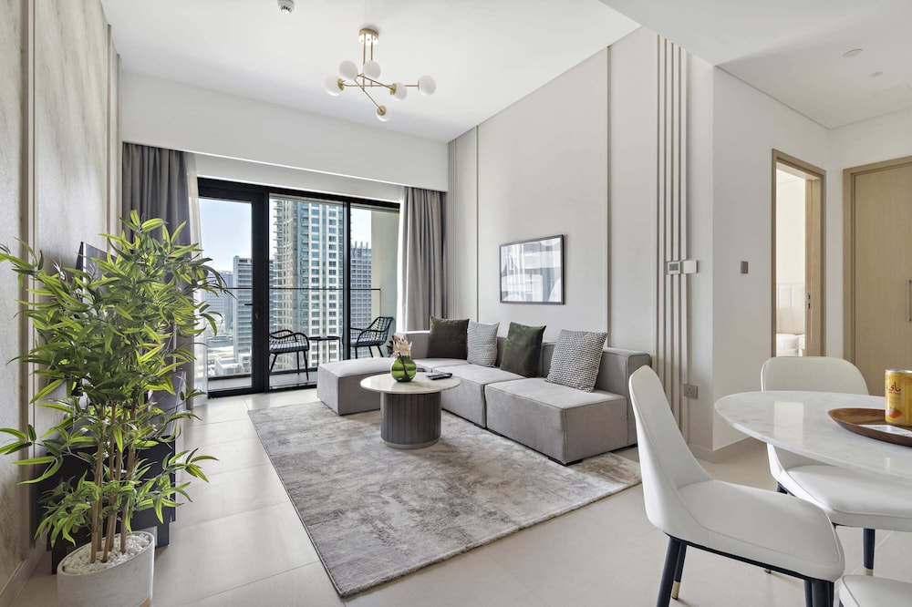 Silkhaus elegant 1BDR in Downtown premium tower — 4-Star Luxury Hotel in Dubai, United Arab Emirates