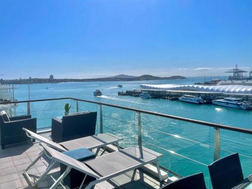 All New Lux Panoramic Sea view Penthouse on Princes Wharf The Heart of Auckland CBD Free Parking — 4-Star Luxury Hotel in Auckland, New Zealand