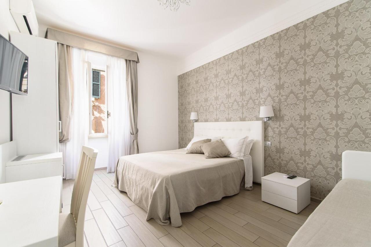 Le Suite dei Mercanti — 4-Star Luxury Hotel in Rome, Italy