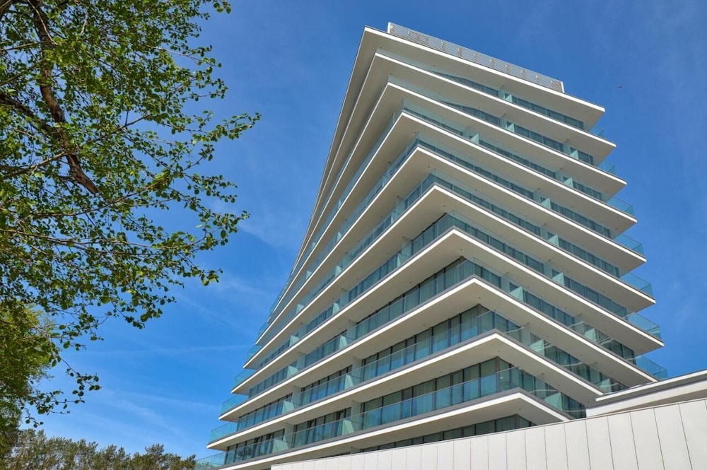WAVE Apartament Piano — 4-Star Luxury Hotel in Miedzyzdroje, Poland