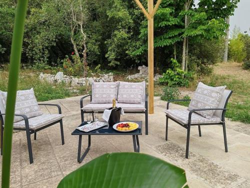 Villa Petra — 4-Star Luxury Hotel in Botrugno, Italy