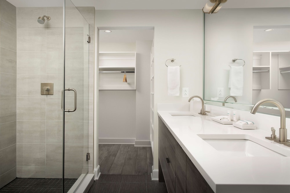 Home2 Suites by Hilton Nashville Downtown Convention Center - photo 22