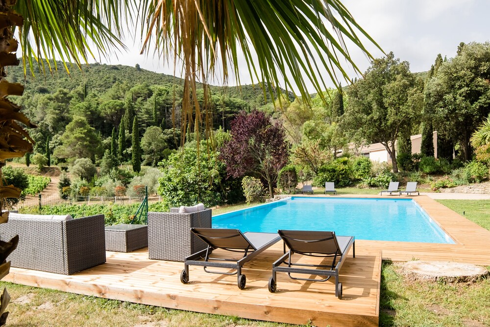 Château Haut Gléon — 4-Star Luxury Hotel in Perpignan, France