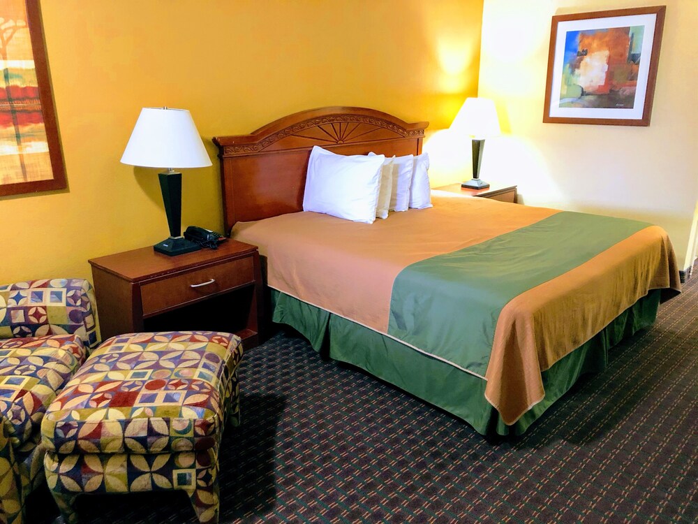 Americas Best Value Inn & Suites Yukon Oklahoma City - photo 5