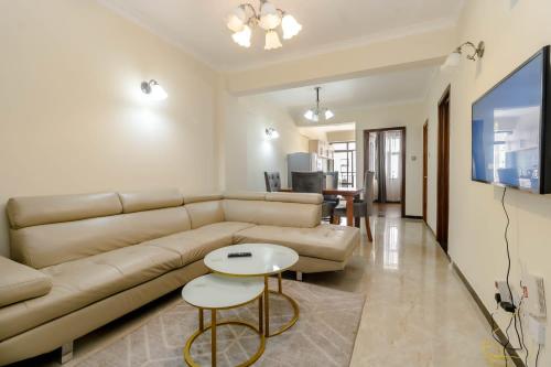 2BR Luxury Apartment — 4-Star Luxury Hotel in Nairobi, Kenya