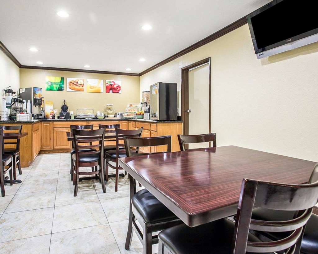 Quality Inn San Diego I 5 Naval Base - photo 24