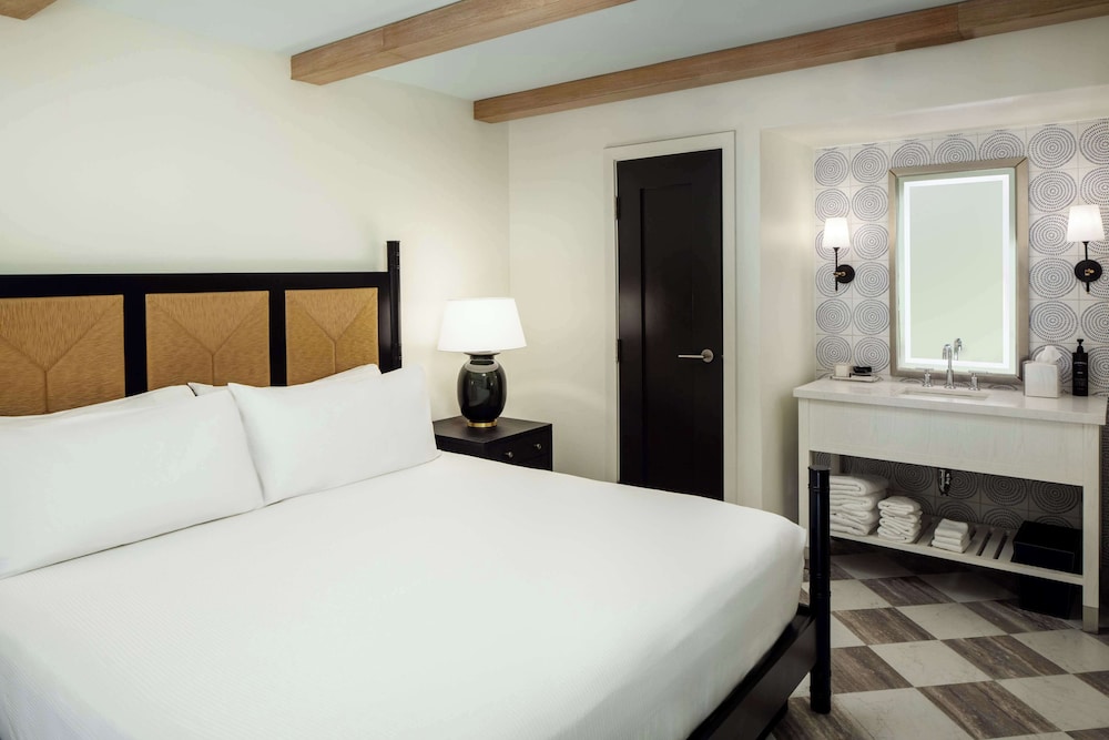 Casa Marina Key West Curio Collection by Hilton - photo 17