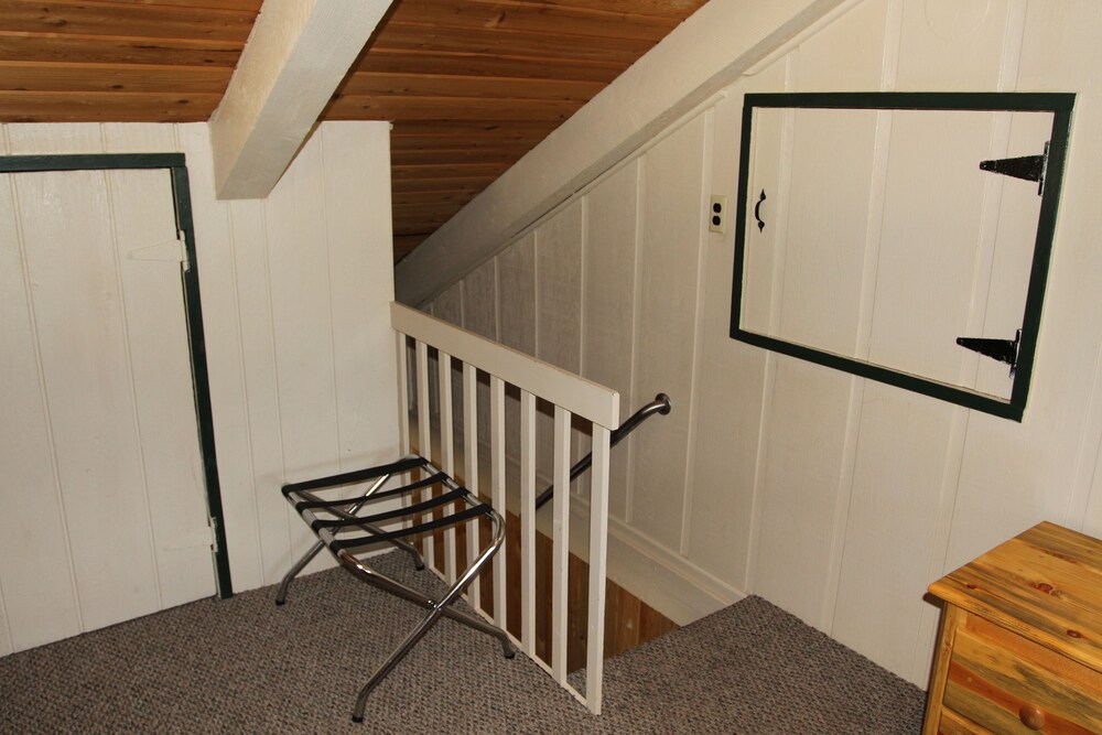 Lakeside Resort and Motel - photo 13