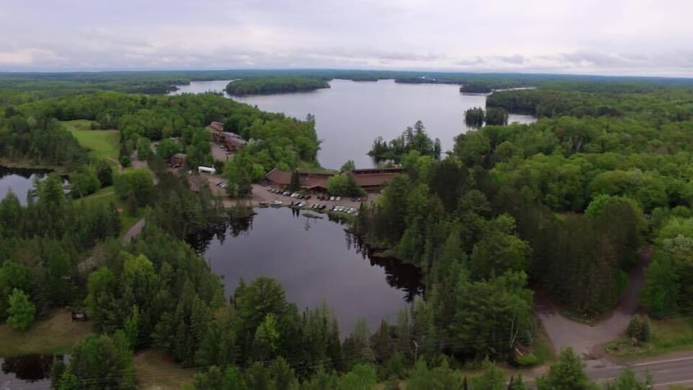 Lakewoods Resort & Lodge - photo 49