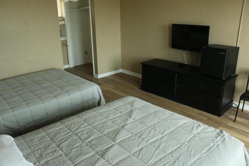 Travel Inn Fort Pierce - photo 13