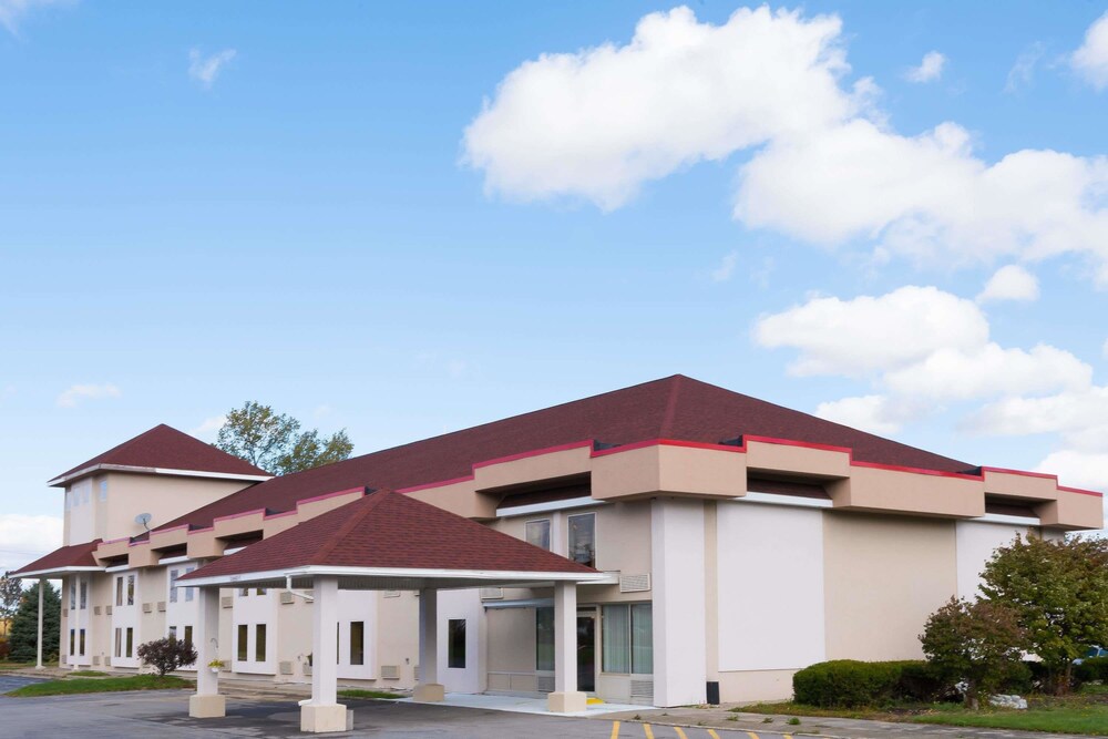 Super 8 By Wyndham Batavia E Of Darien Lake Theme Park