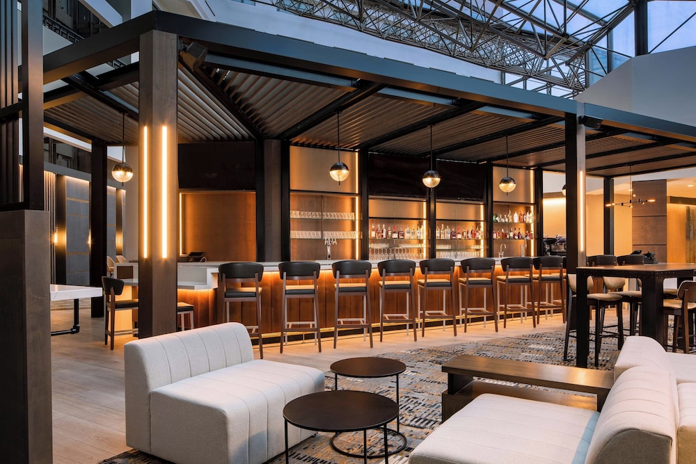 Sheraton Detroit Metro Airport - photo 6