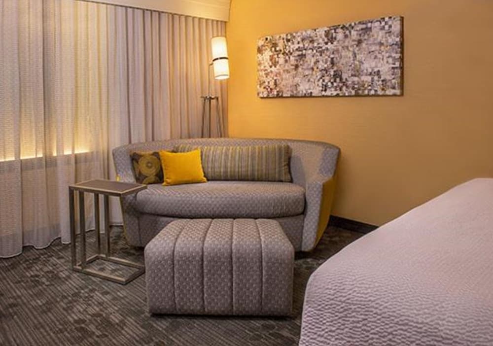 Courtyard by Marriott Layton - photo 3