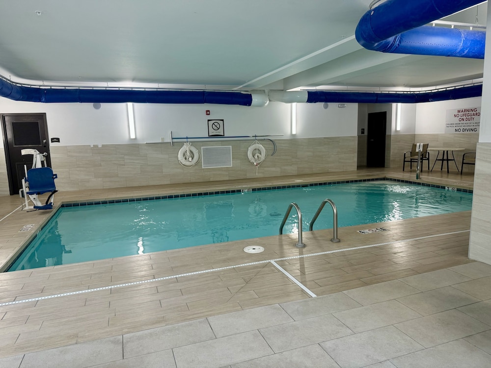 Staybridge Suites Omaha West by IHG - photo 17