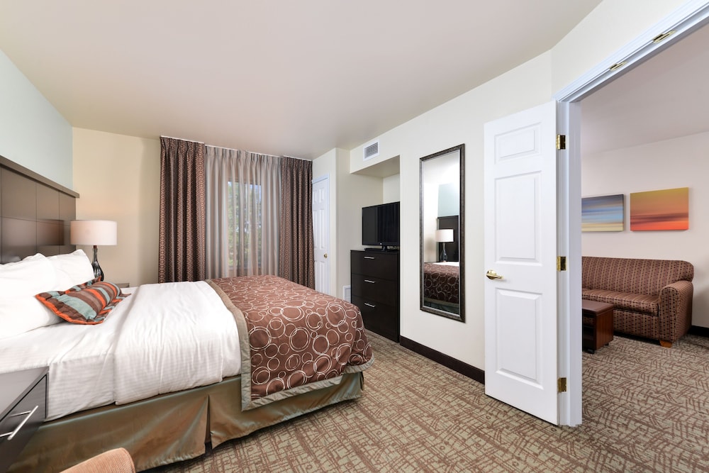 Staybridge Suites Sioux Falls by IHG - photo 9