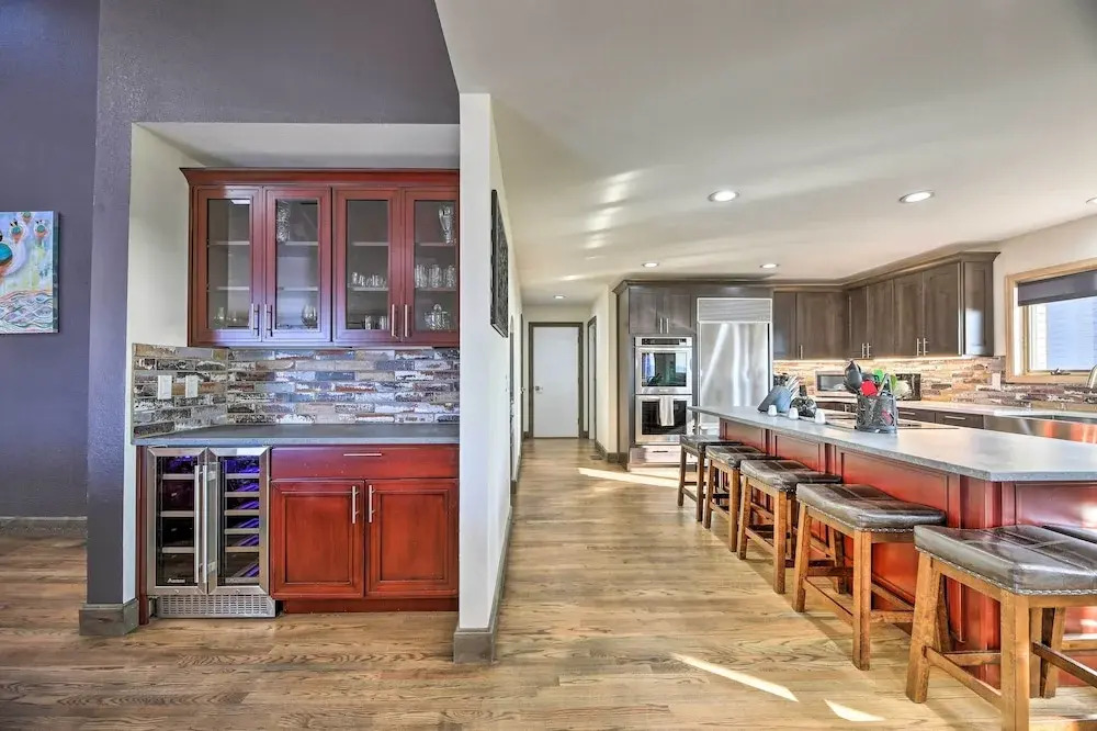Luxurious Newport Estate w Spa & Lighthouse Views - photo 22