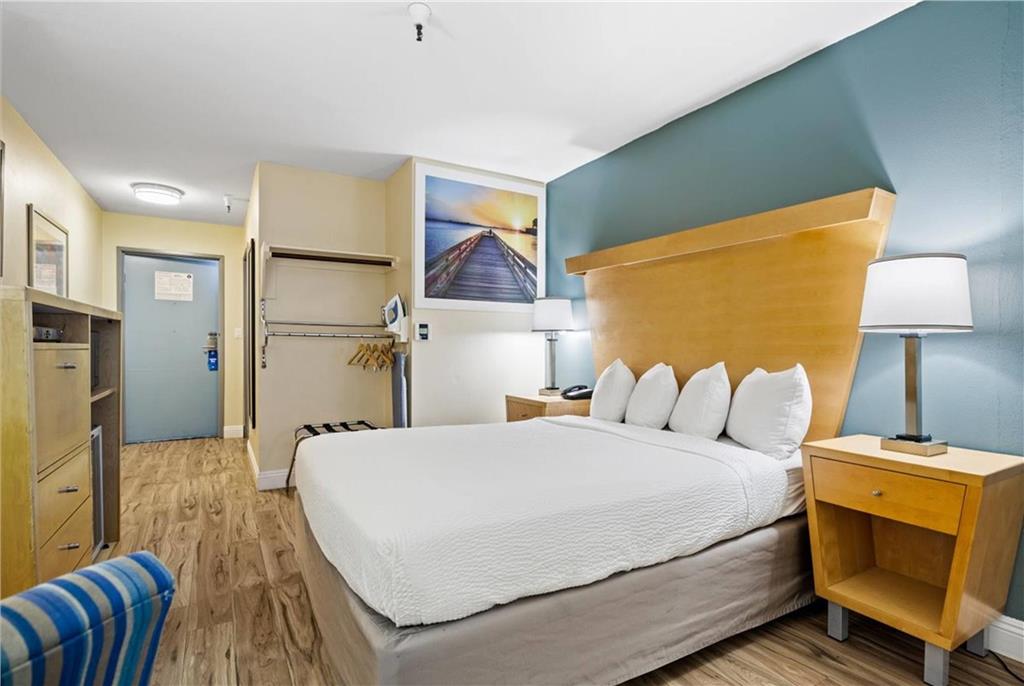 Days Inn by Wyndham Woodland - photo 28