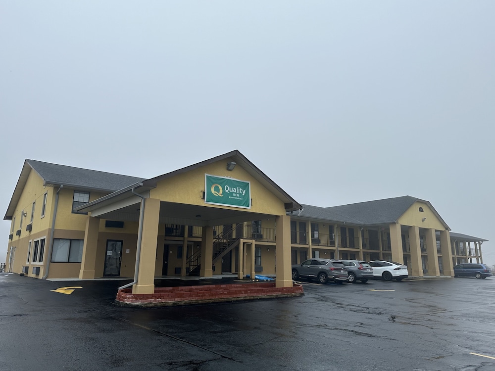 Deer Acres Inn - photo 44