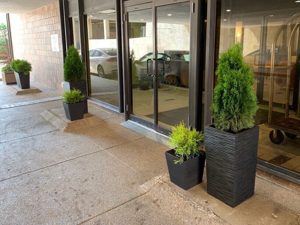 Sioux City Hotel & Conference Center - photo 18