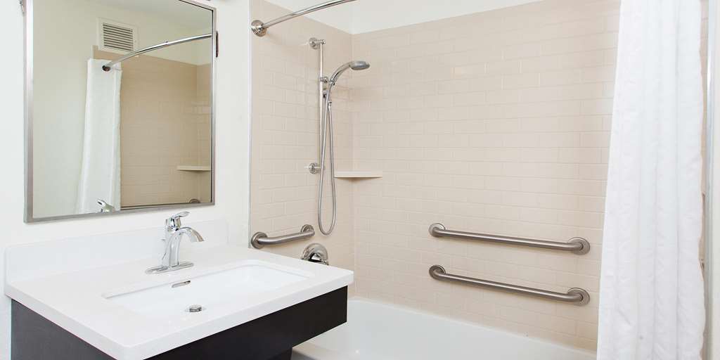Sonesta Simply Suites Las Vegas Convention Center - photo 16