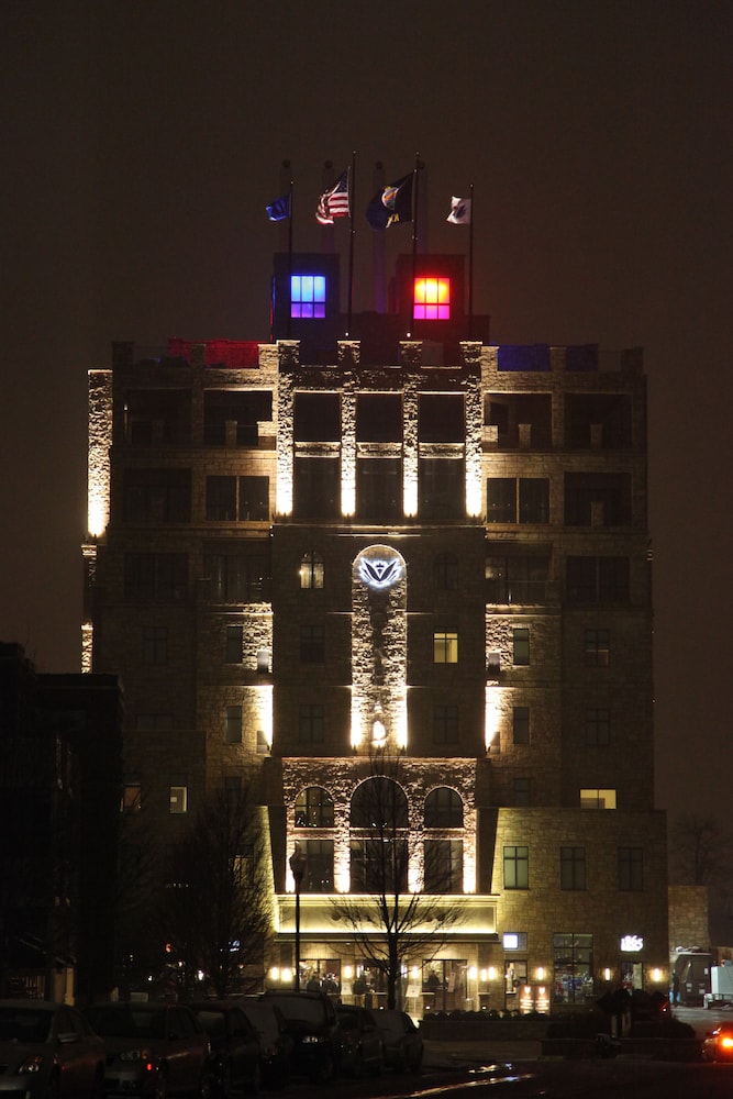 The Oread Lawrence Tapestry Collection by Hilton - photo 146
