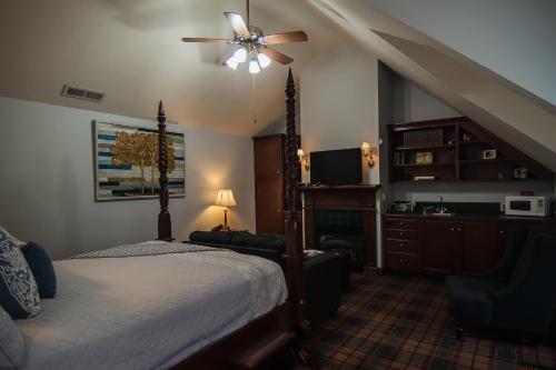 Campbell House Inn - photo 90