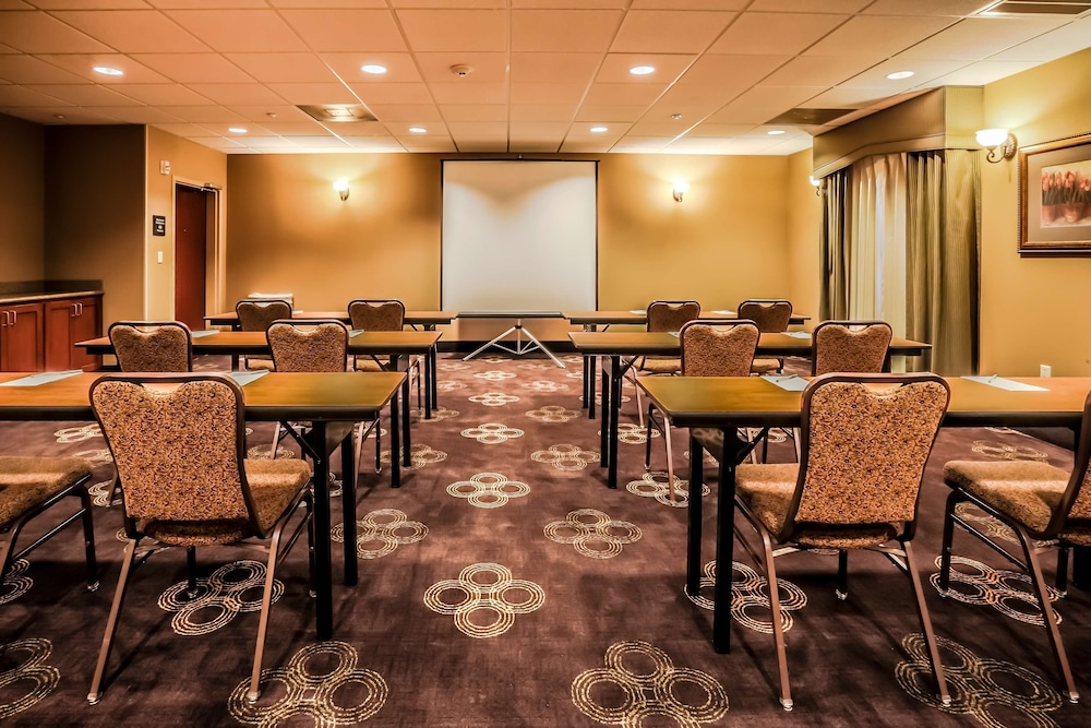 Hampton Inn & Suites by Hilton Tomball Houston NW - photo 40