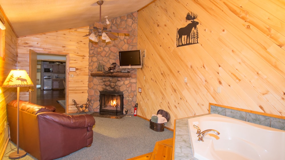 Upper Canyon Inn & Cabins - photo 81