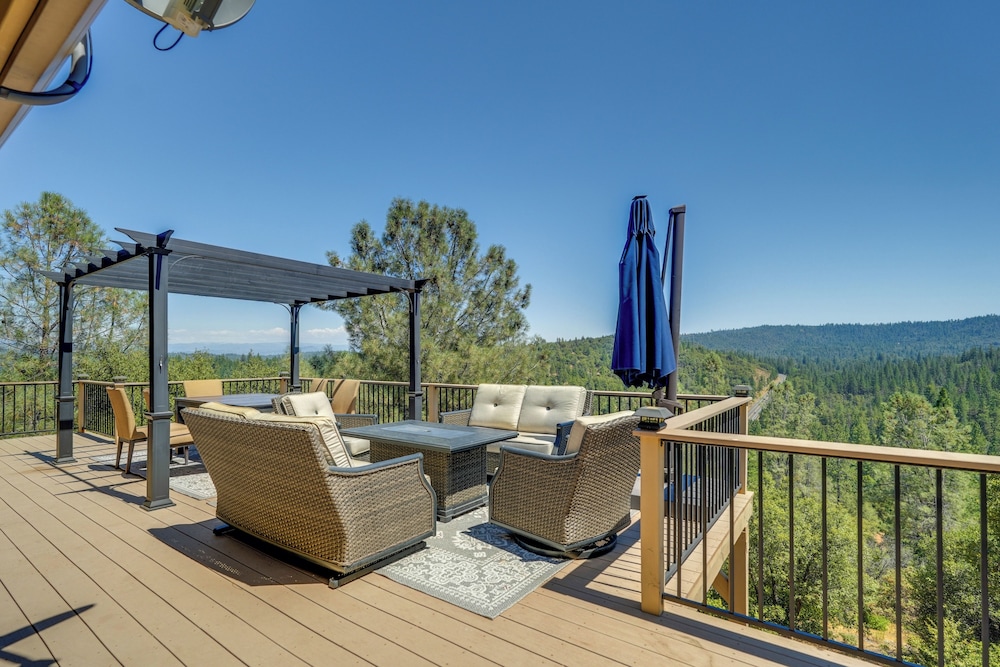 Hot Tub Game Room Family Retreat In Groveland — Groveland