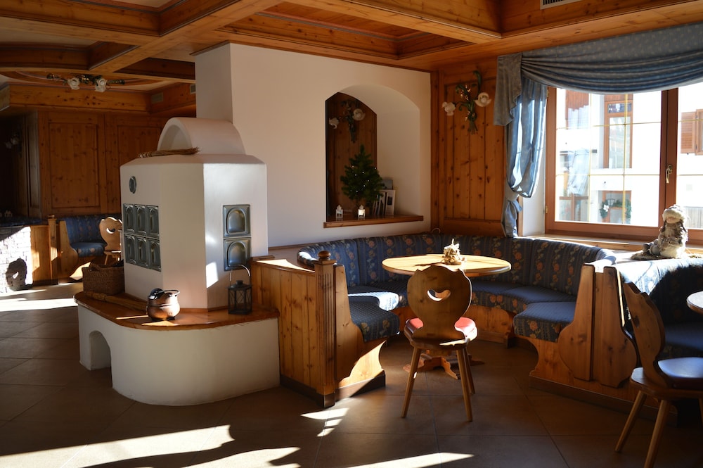 Hotel Villa Aurora — Siror — photo 3