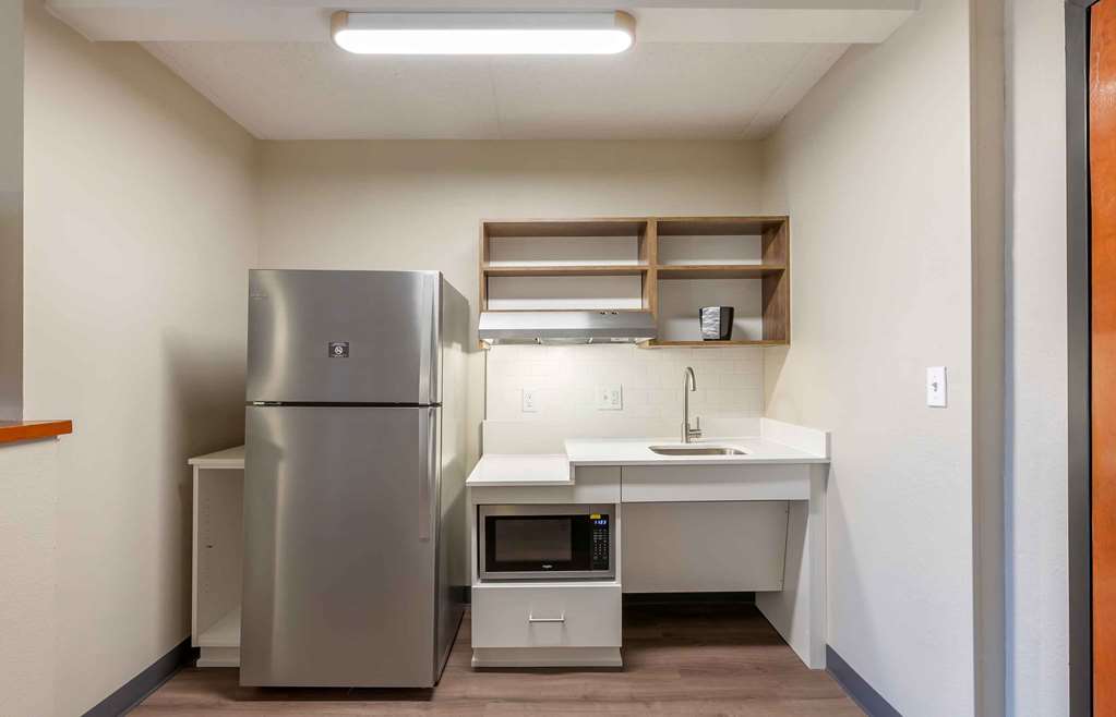 Extended Stay America Premier Suites Cleveland Independence - photo 39