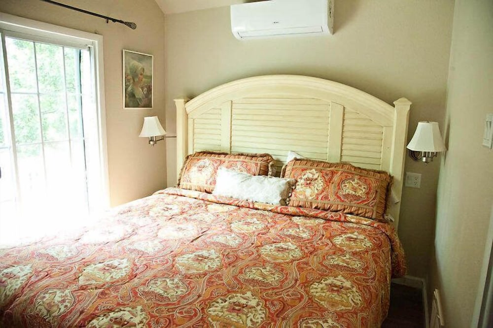 Lillian Farms Bed & Breakfast - photo 26