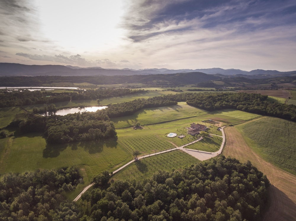 Tenuta Le Tre Virtù - carbon neutral hotel in Scarperia