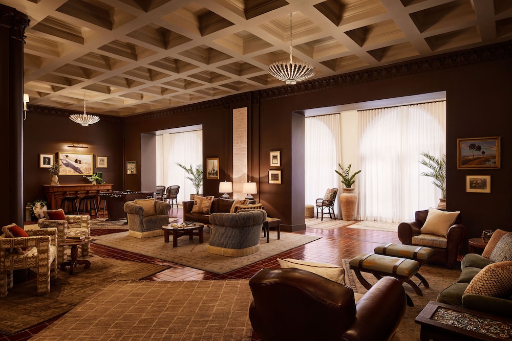 Pasadena Hotel & Pool - photo 2