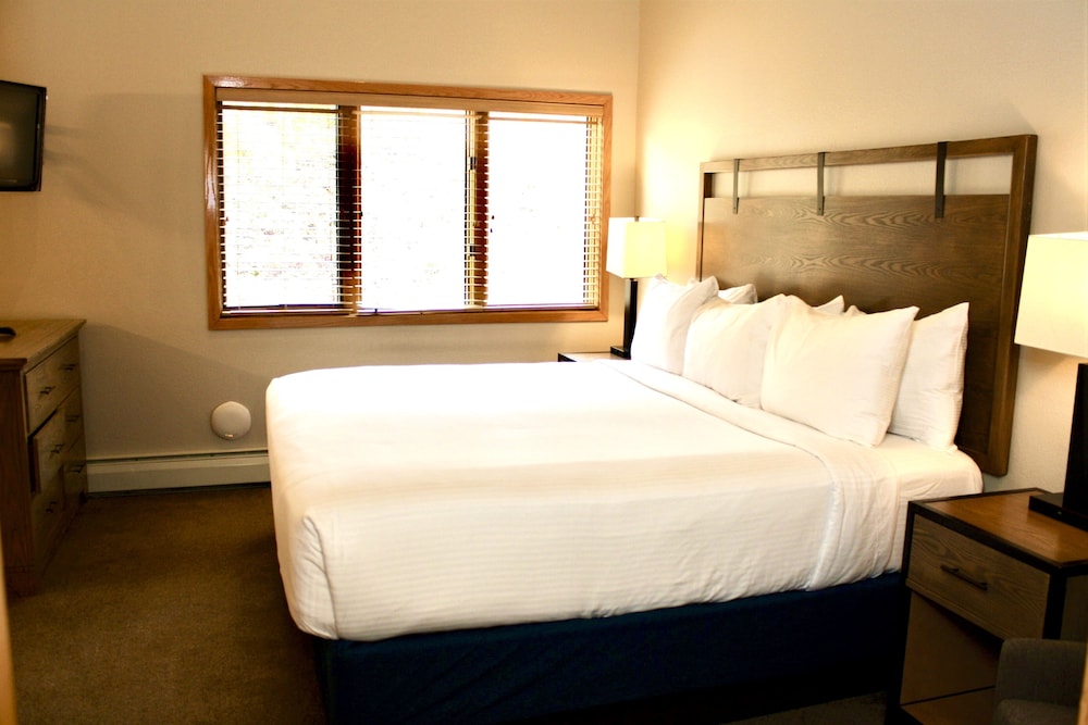 Gold Point Resort Breckenridge by Vacatia - photo 25