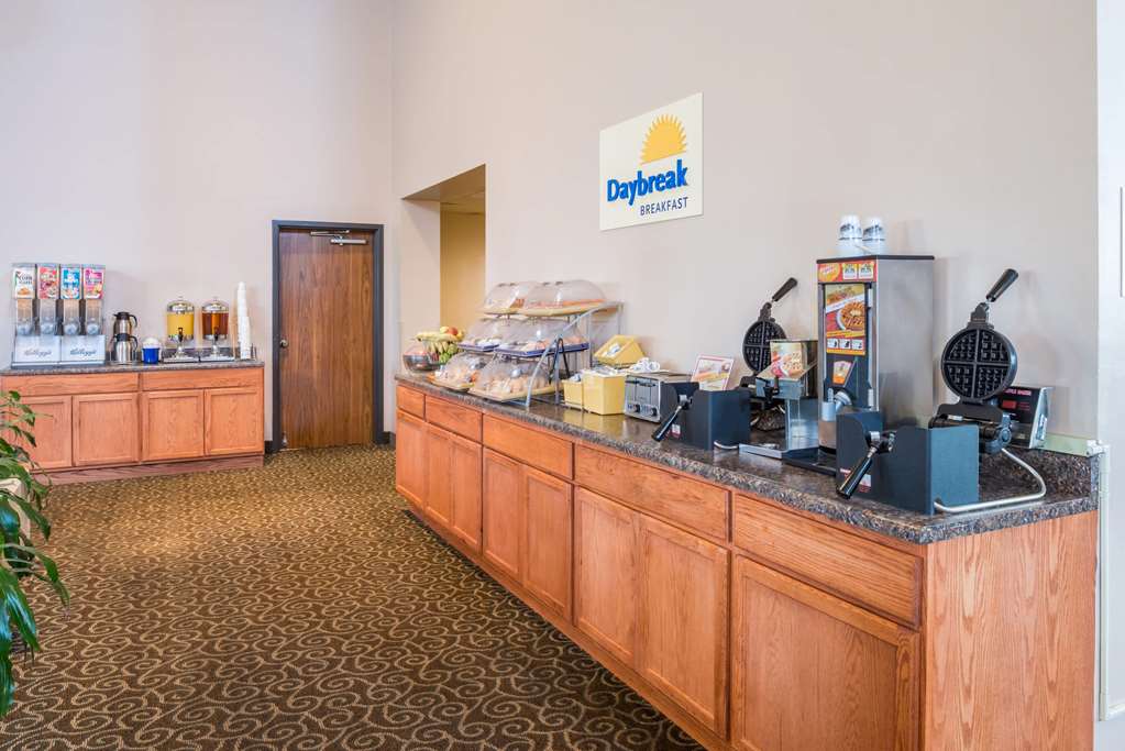 Days Inn by Wyndham Kirksville - photo 16