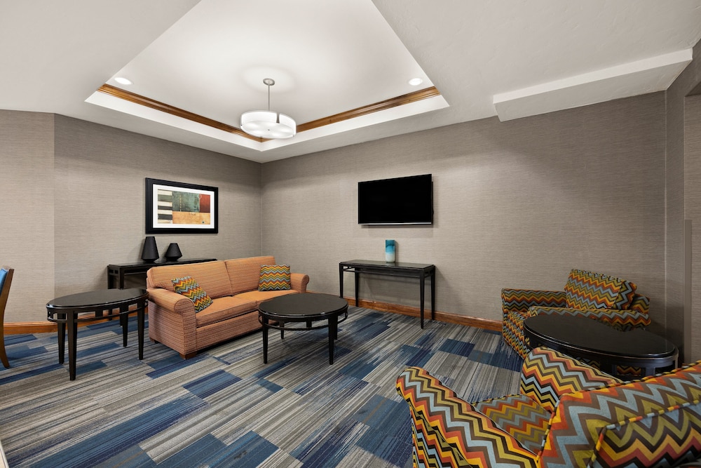 Holiday Inn Express Hotel & Suites Limon I 70 by IHG - photo 42