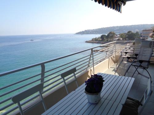 Flat Rossi — Menton — photo 4