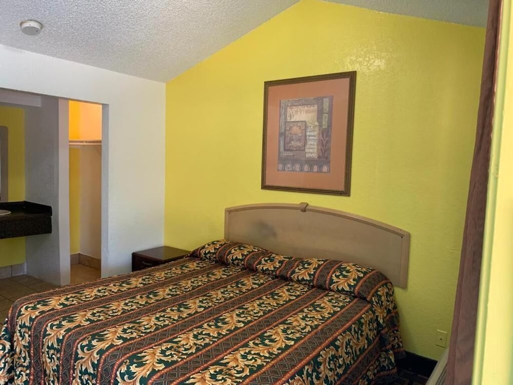 Abrams Inn - photo 5