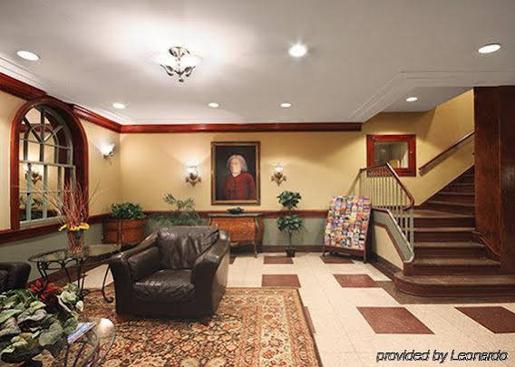 The Governor Dinwiddie Hotel - photo 4