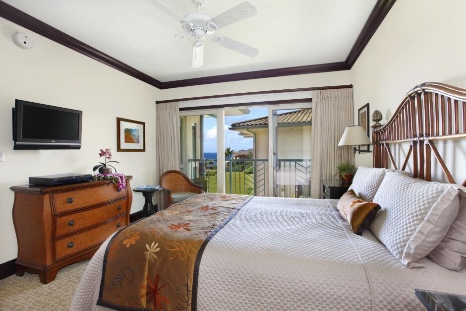 Waipouli Beach Resort H403 2 Br condo by RedAwning - photo 3