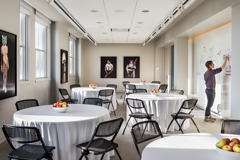 21c Museum Hotel Durham - photo 43