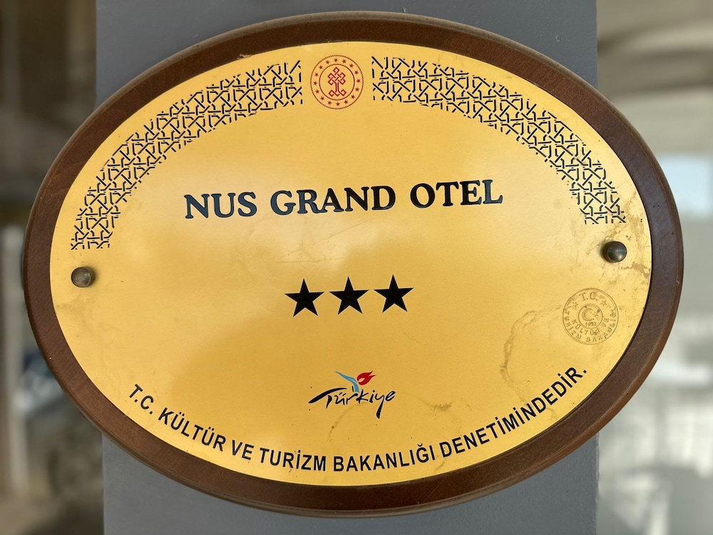 Nus Grand Hotel — hotel in Nusaybin