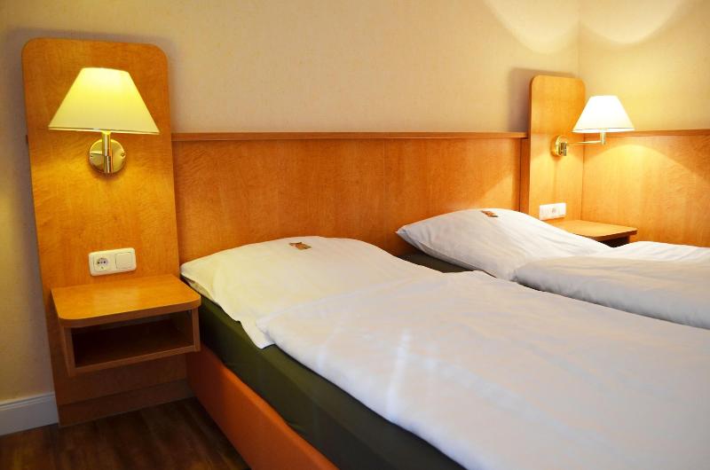 Waldhotel Humboldt — hotel in Salzhemmendorf
