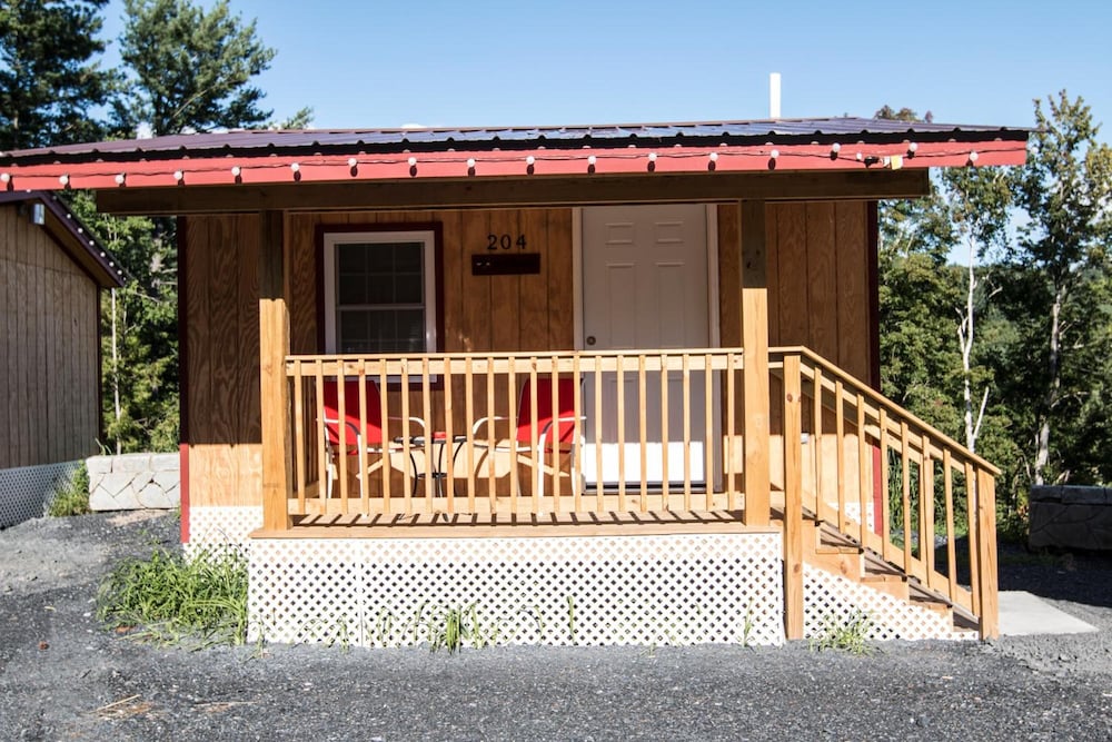 King Hendrick Motel - photo 28